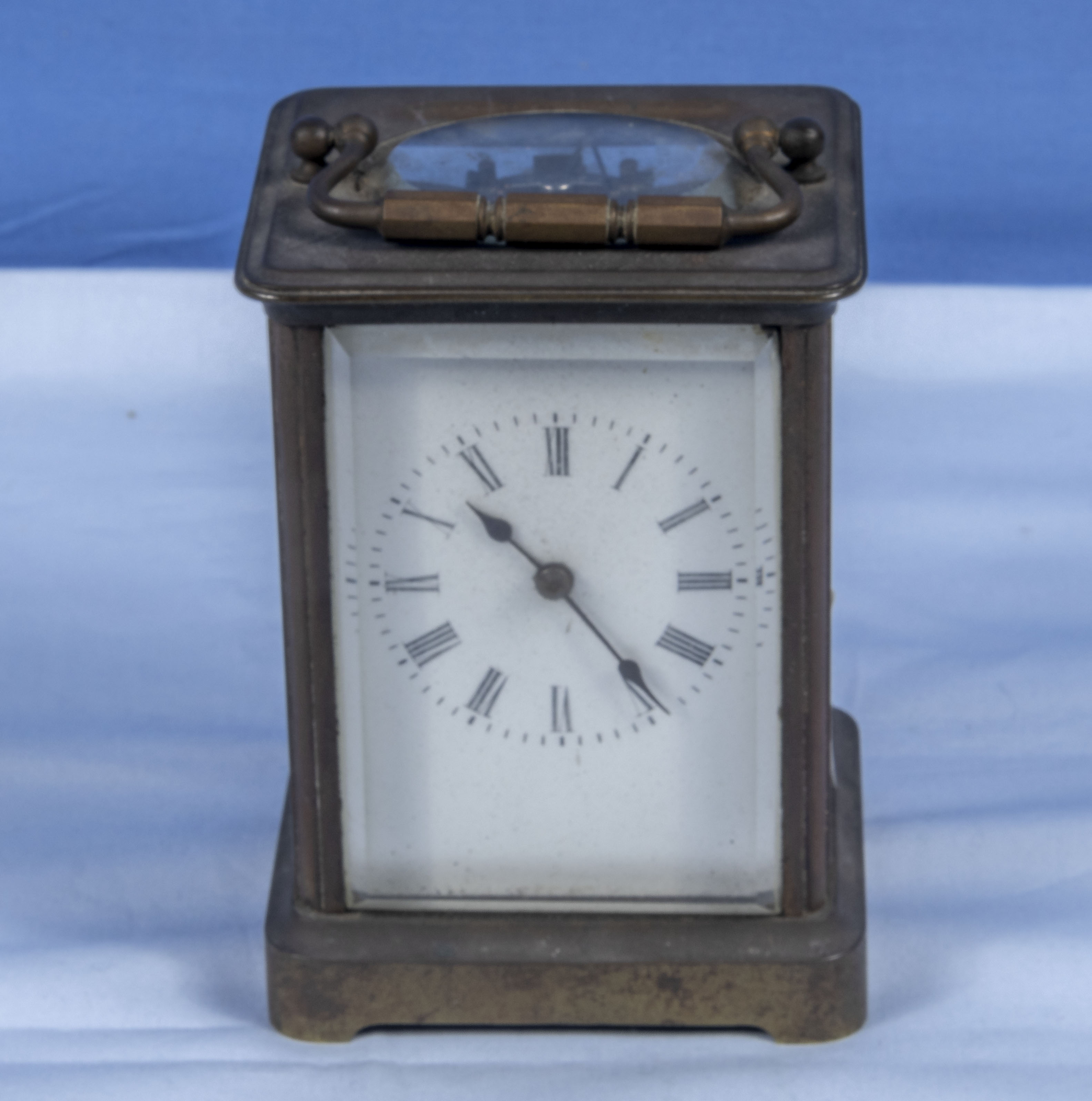 Antique French carriage clock 'Brevete GD' with alarm with white dial 5.25" tall