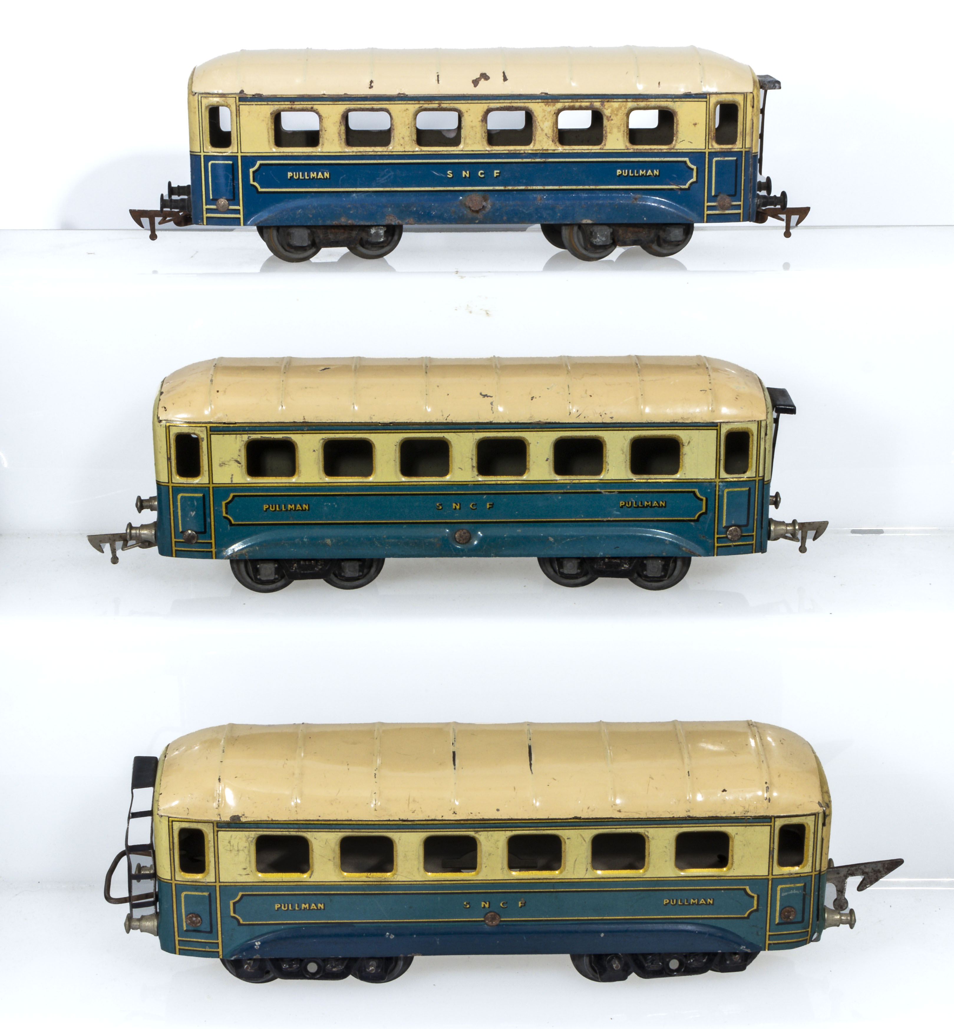Three vintage JEP O gauge SNCF Pullman Coaches