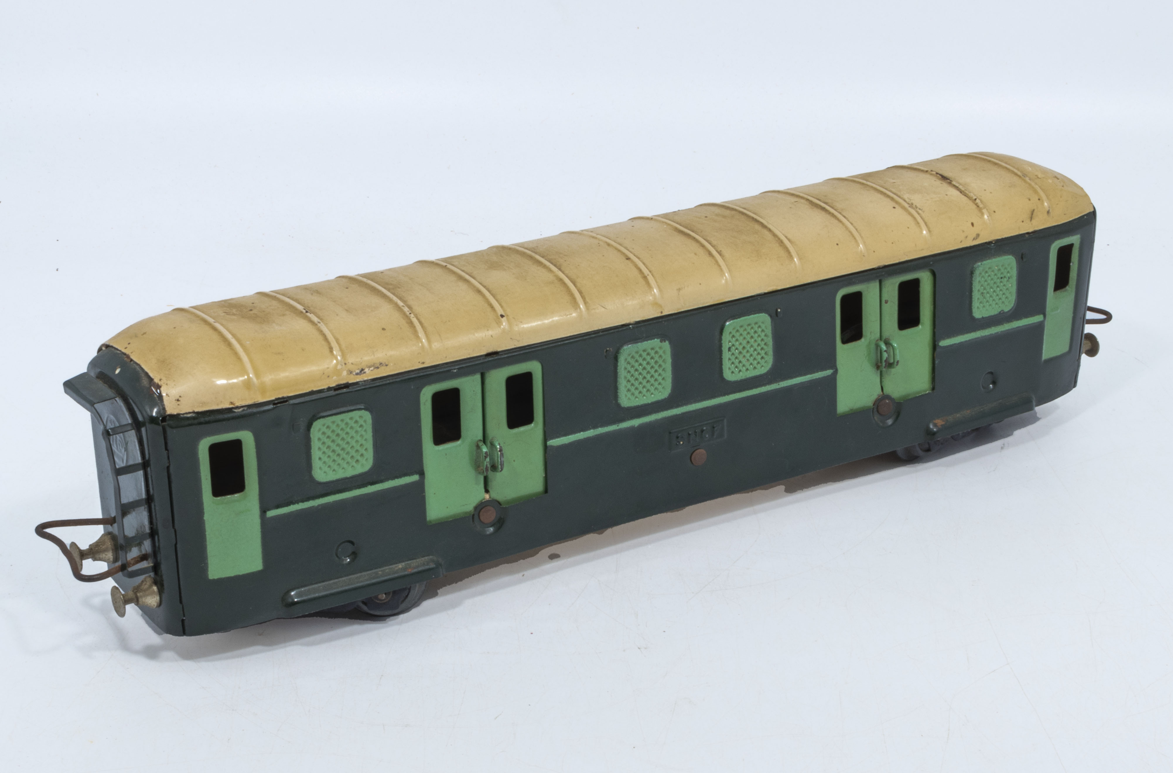 French JEP O gauge SNCF four sliding door baggage car