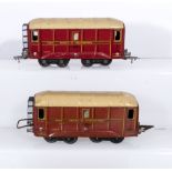 French JEP O gauge, two Poste and Telegraphes wagons