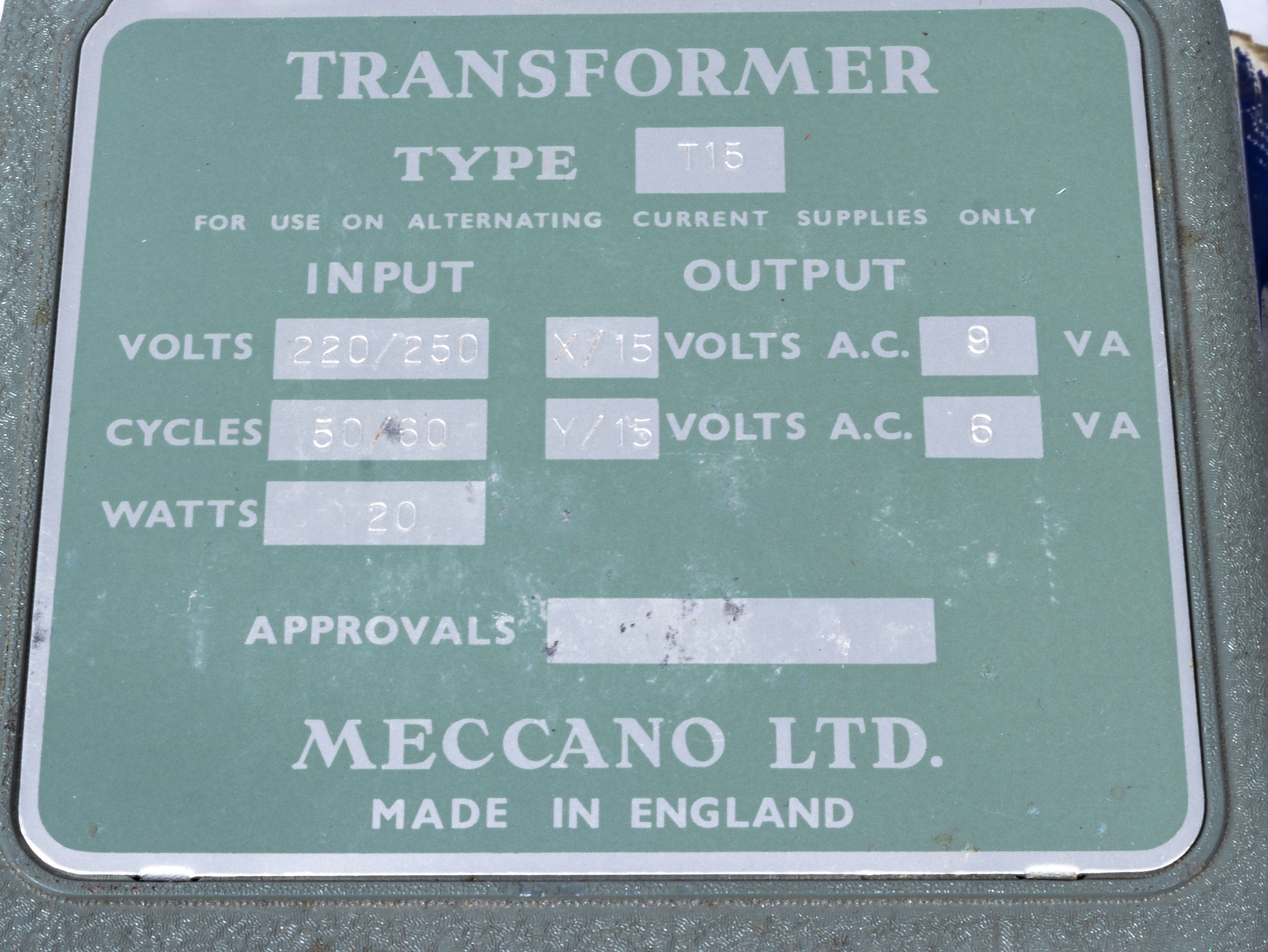 A Meccano Safety Type T15 220/250 volt transformer - Image 2 of 3