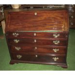 A good quality Georgian mahogany bureau