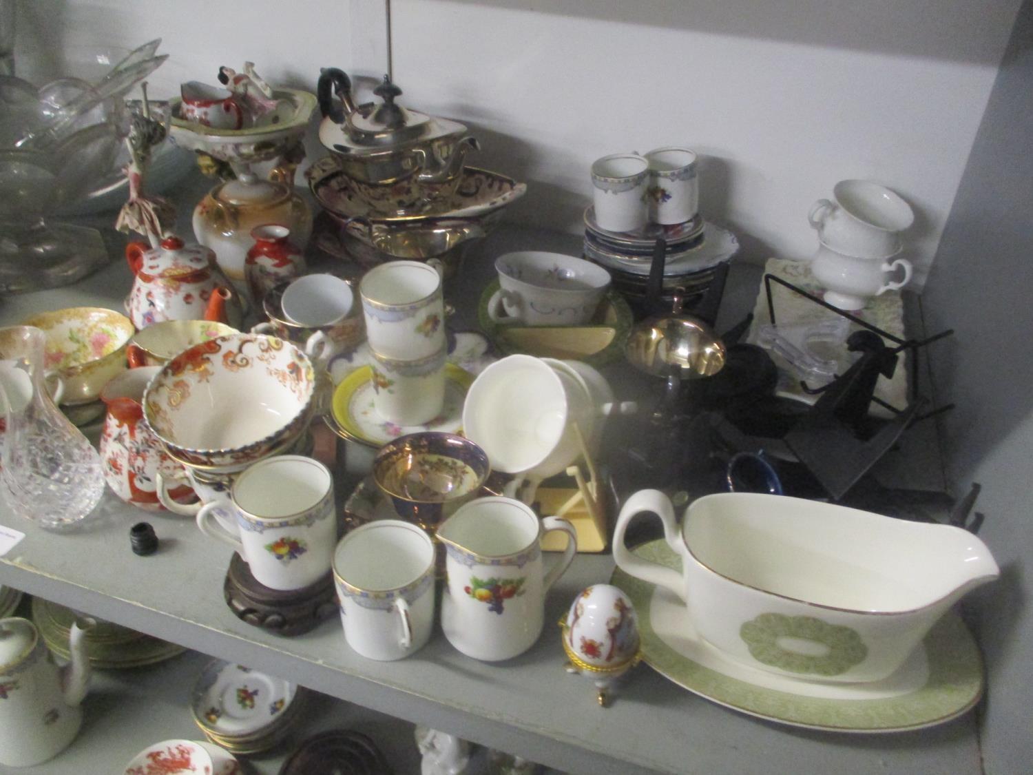 A mixed lot to include a Stuart cut glass jug, silver plate, a Worcester cup and saucer and other - Image 2 of 5