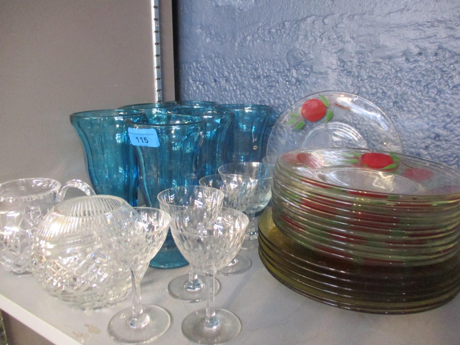 Modern turquoise glass sundae dishes and mixed glassware to include modern cobalt blue wine glasses, - Image 5 of 5