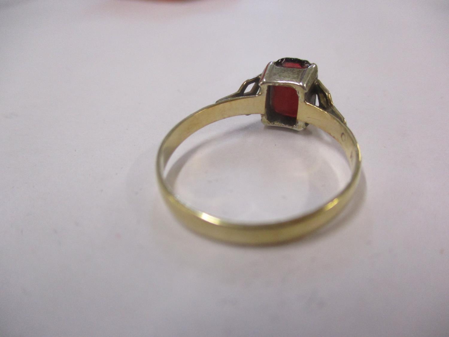 A 9ct gold and silver set garnet dress ring, weight 2.4g in total, ring size UK letter R - Image 3 of 4