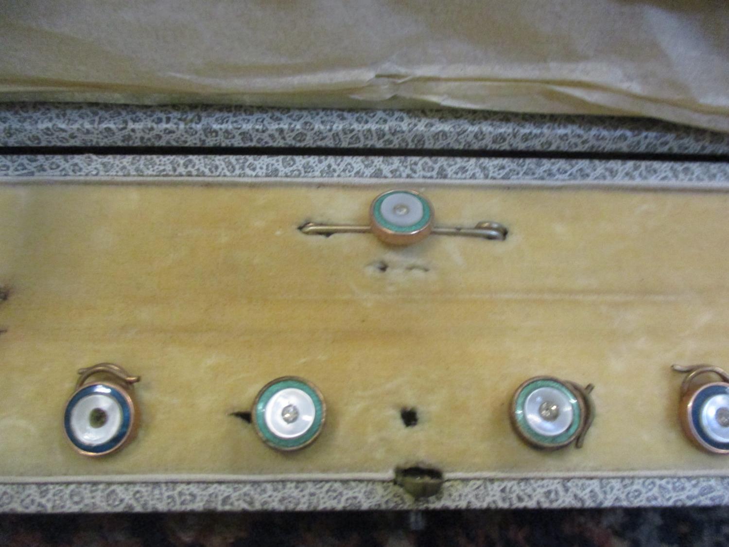 A rosewood jewellery box and contents to include watches and costume jewellery and other items - Image 6 of 7