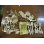 A collection of miscellaneous silver plated items, to include a toast rack, some kings pattern and