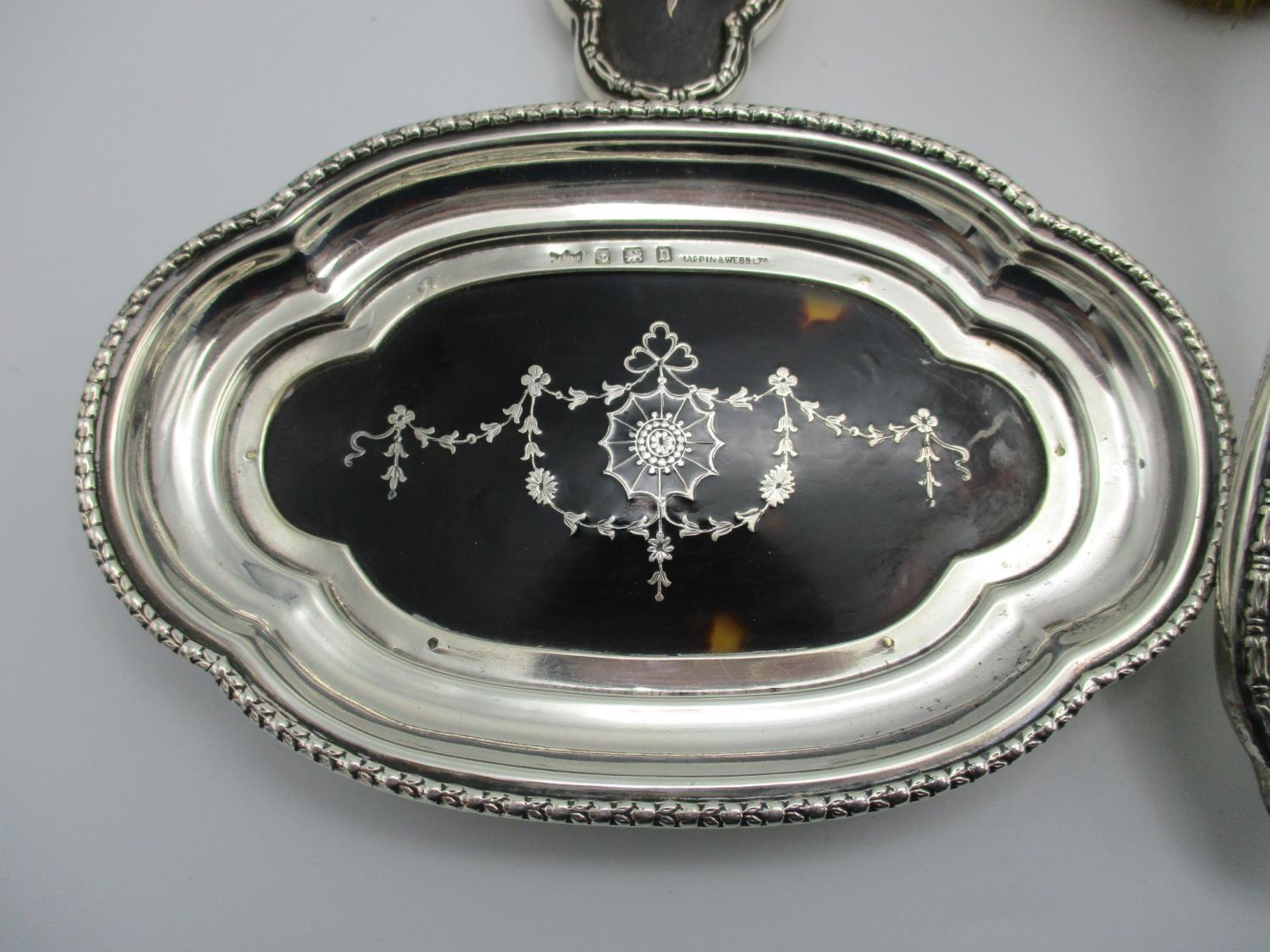 An Edward VII silver and tortoiseshell mounted dressing table set by Mappin and Webb, dates from - Image 3 of 10