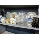 Mixed 20th century ceramics and glass to include Royal Doulton and Crescent plates, Continental