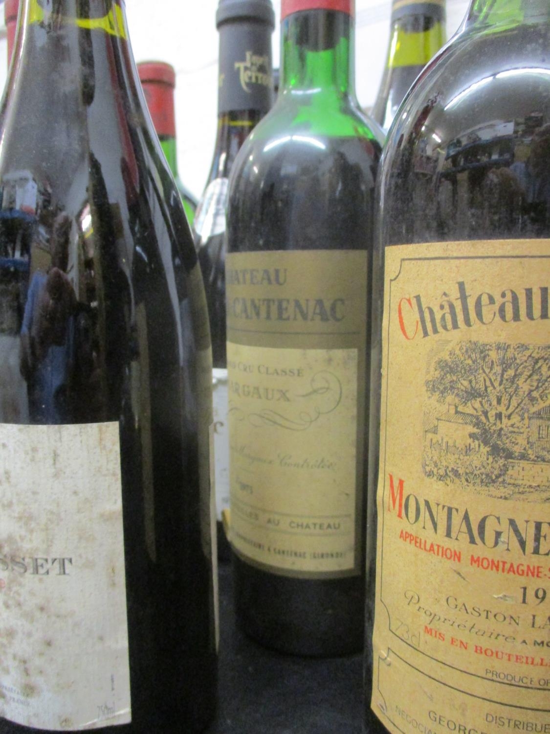 Seventeen mixed bottles of red wine to include Cotes du Rhone, Bordeaux - Image 3 of 4