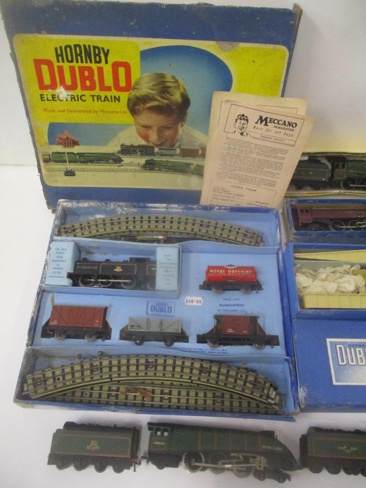 A selection of 00 gauge trains to include a boxed Hornby Dublo electric train set - Image 2 of 3