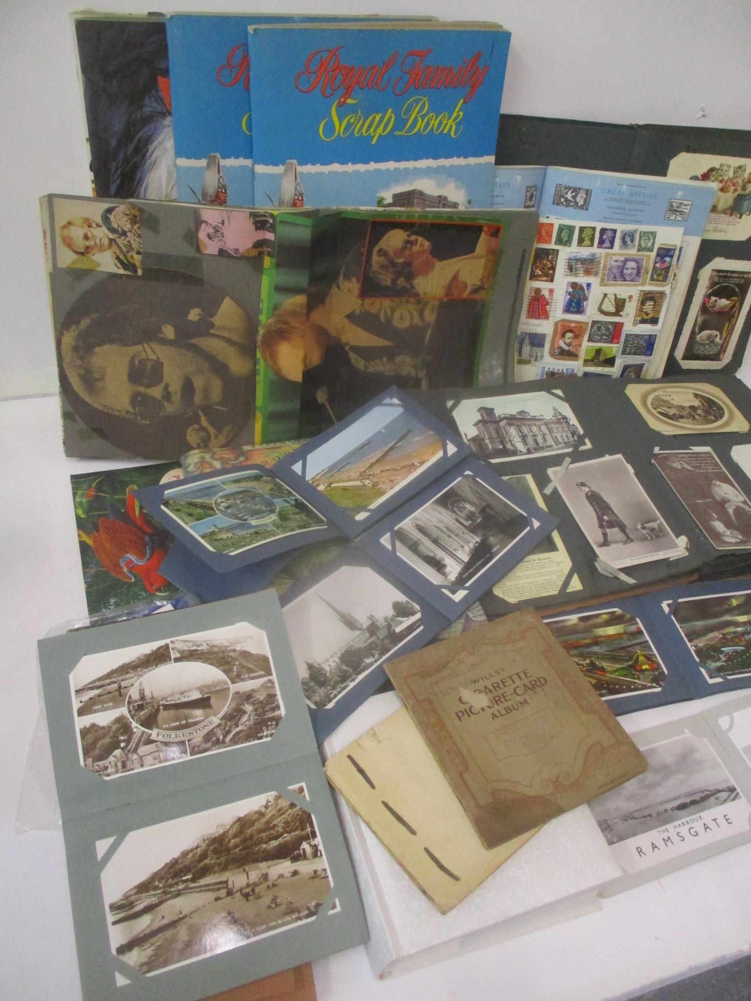 A mixed lot to include postcards, cigarette cards, stamps and scrap albums - Image 3 of 3