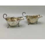 Two 20th century silver sauceboats 187g Location: Port