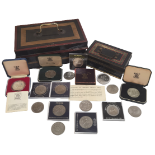 A group of British commemorative coins and crowns to include Festival of Britain 1951 crown,