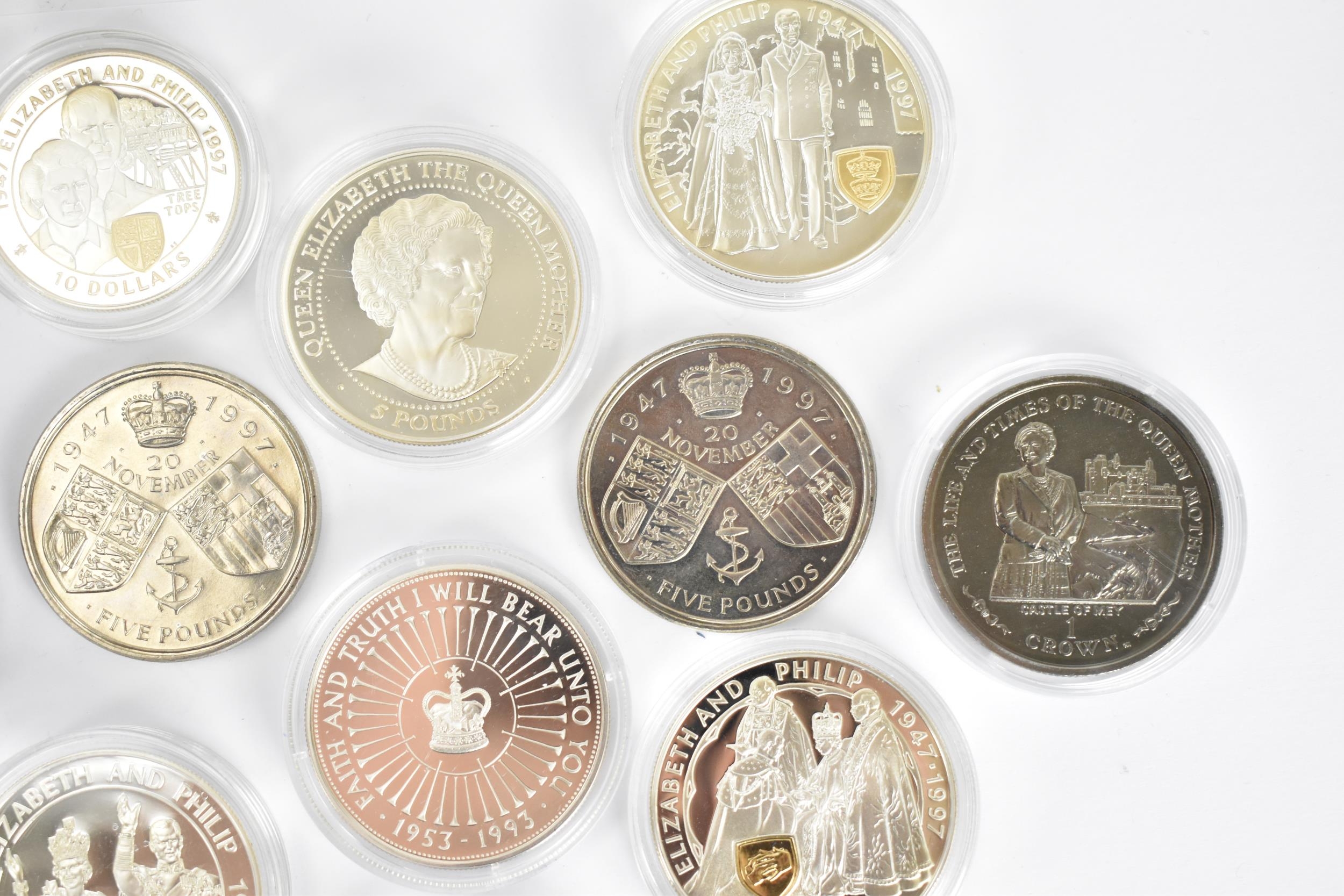 A collection of silver proof and commemorative coins to include four 'Golden Wedding' collection - Image 4 of 10