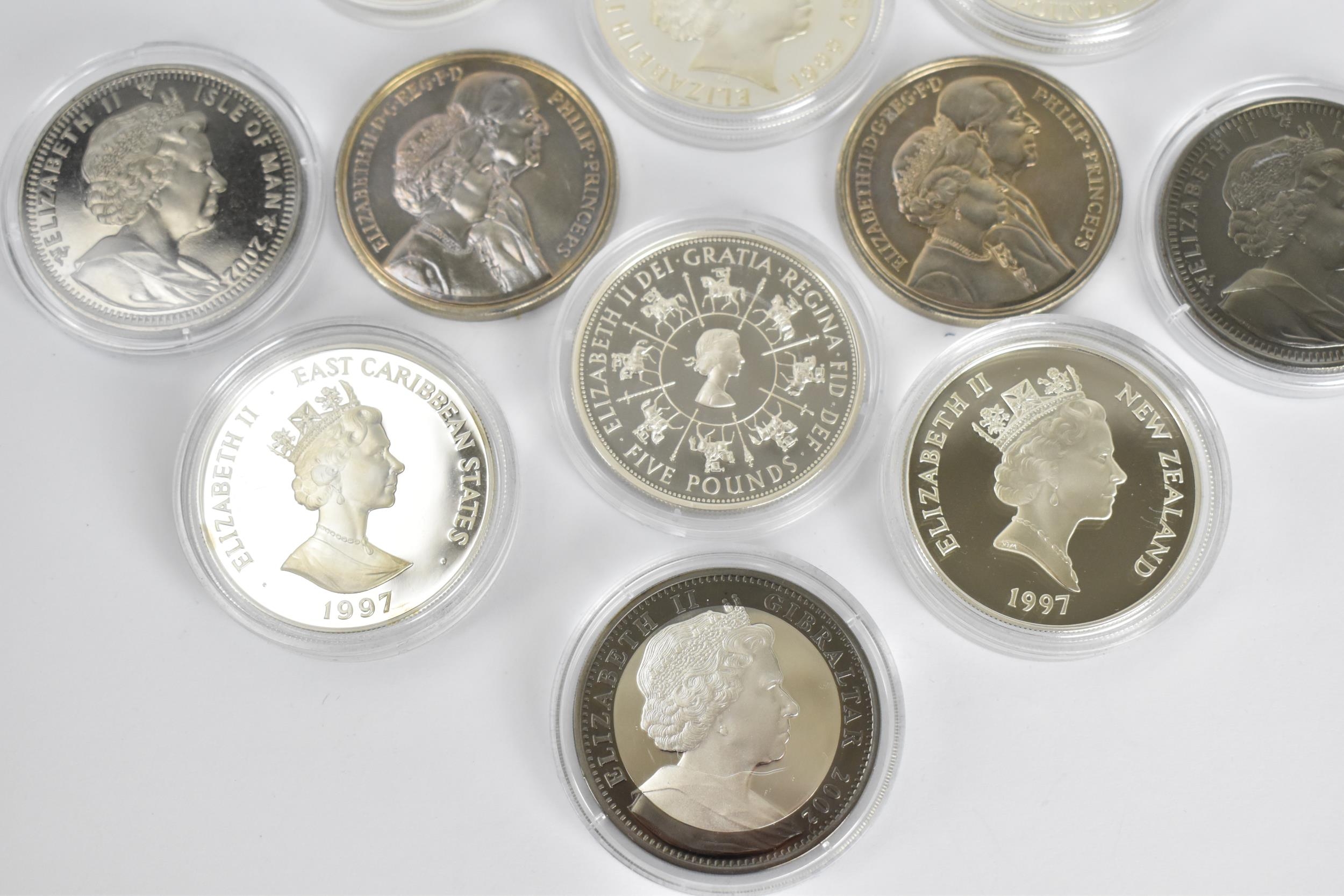 A collection of silver proof and commemorative coins to include four 'Golden Wedding' collection - Image 7 of 10