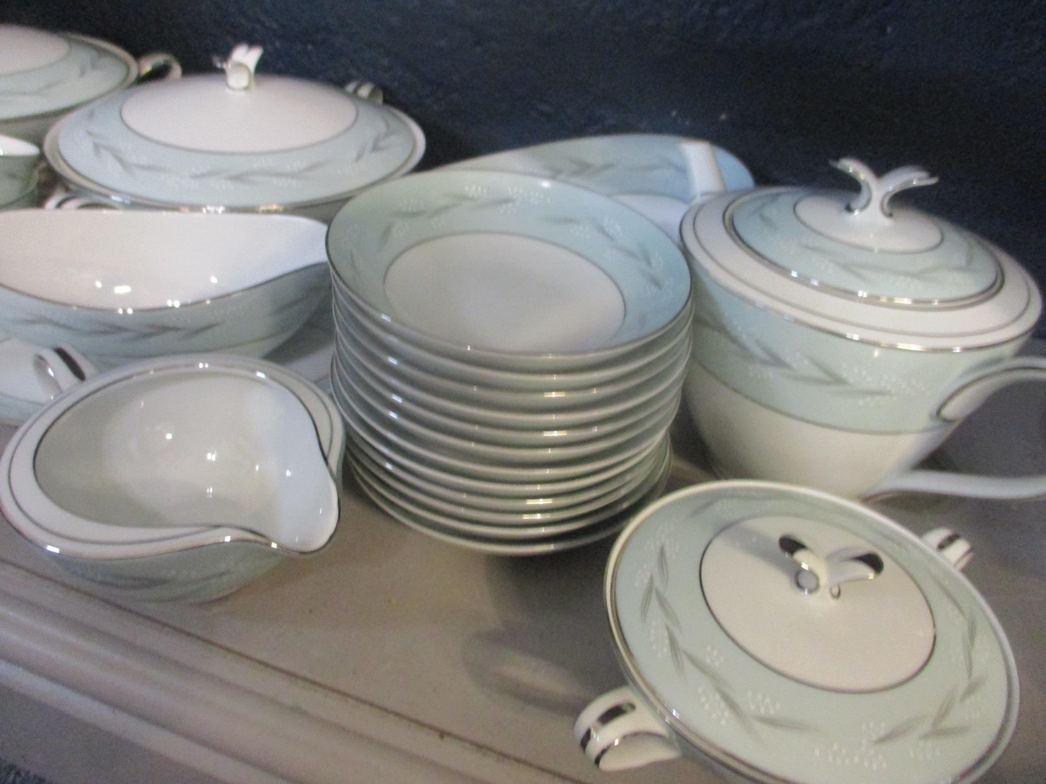 A Noritake 'Esmeralda' dinner service having a white ground with pale green and silver coloured band - Image 2 of 3