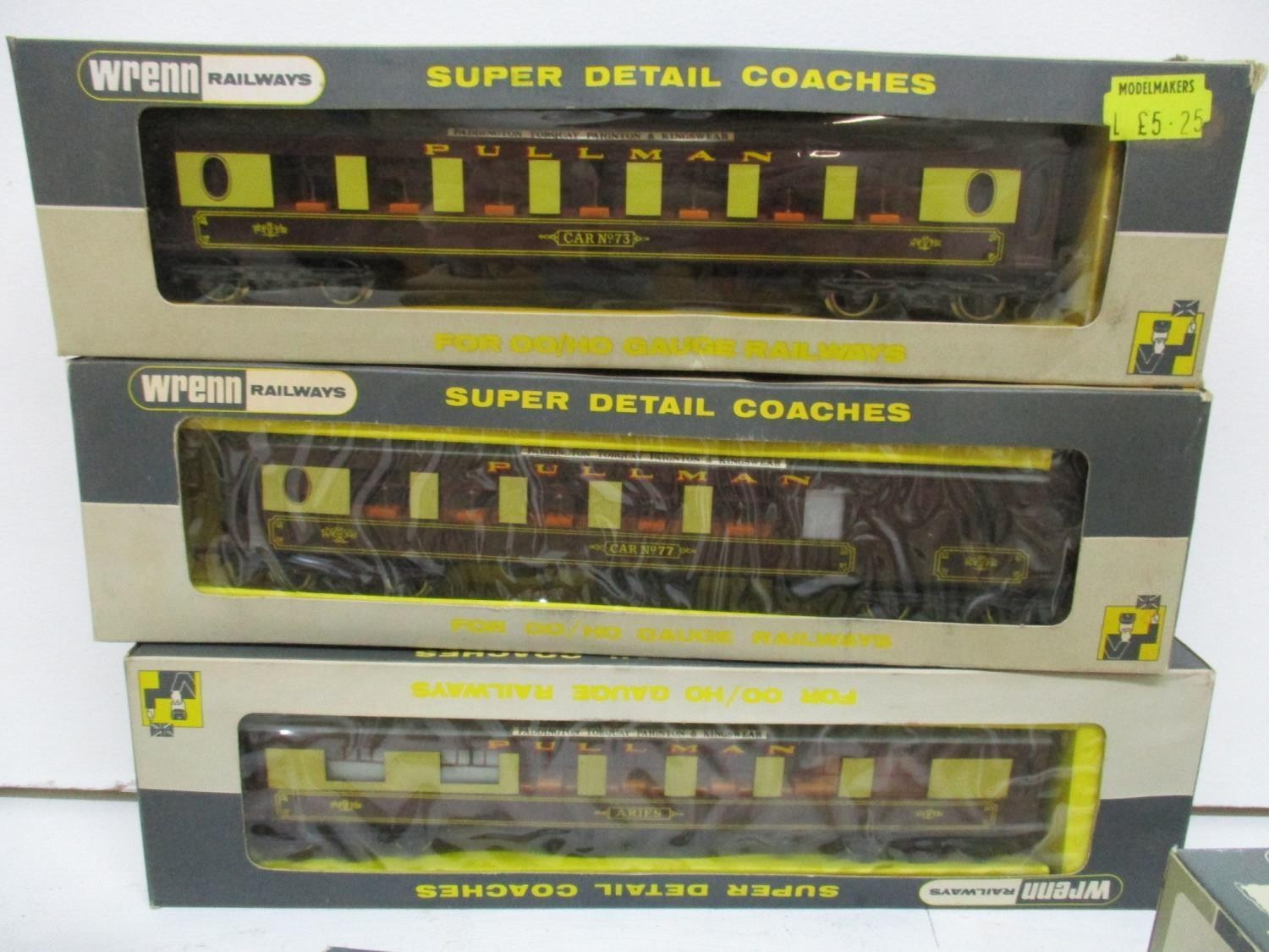 Wrenn 00 gauge rolling stock and coaches, comprising of three Pullman cars 1st Class, W6002, Brake - Image 4 of 5