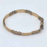 A 9ct gold chaptered gate link bracelet, 12.6g