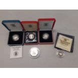 Five silver coins to include proof £1, Guernsey 1995 £1, Scottish £1, 1987 £1 and a 50p Location: