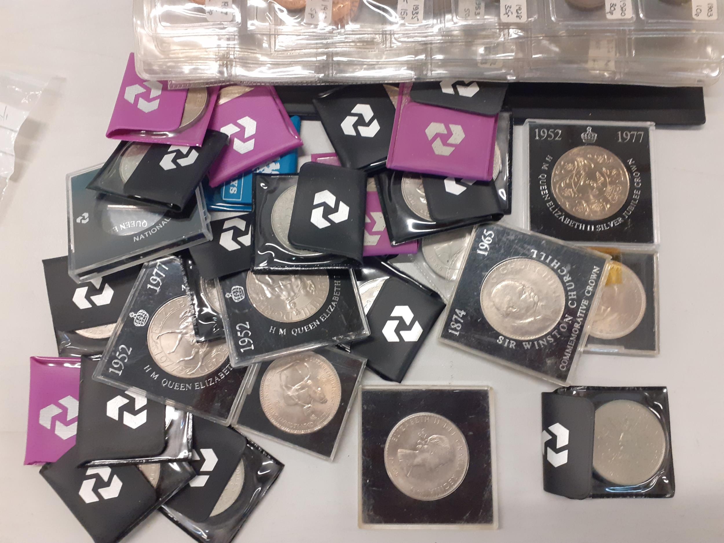 Coins, mainly Crowns, together with mixed British coins, two Decimal sets and coin cases Location: - Image 3 of 4