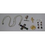 A Collection of Various Silver, Gilt and White Metal Jewellery to include Earrings, Pendant,