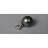 A Tahitian Pearl and 18ct Gold Pendant