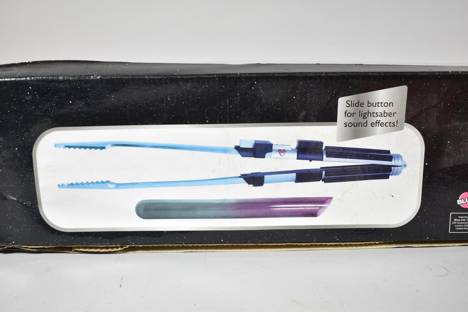A Cased Set of Star Wars Lightsaber BBQ Tongs in Original Box - Image 3 of 3