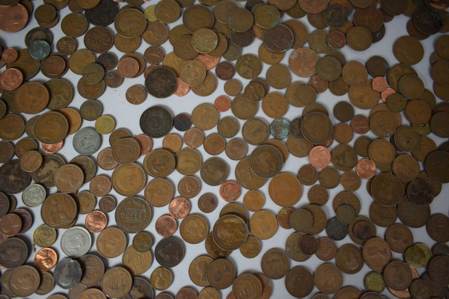 A Large Collection of British and Foreign Copper Coinage - Image 16 of 23