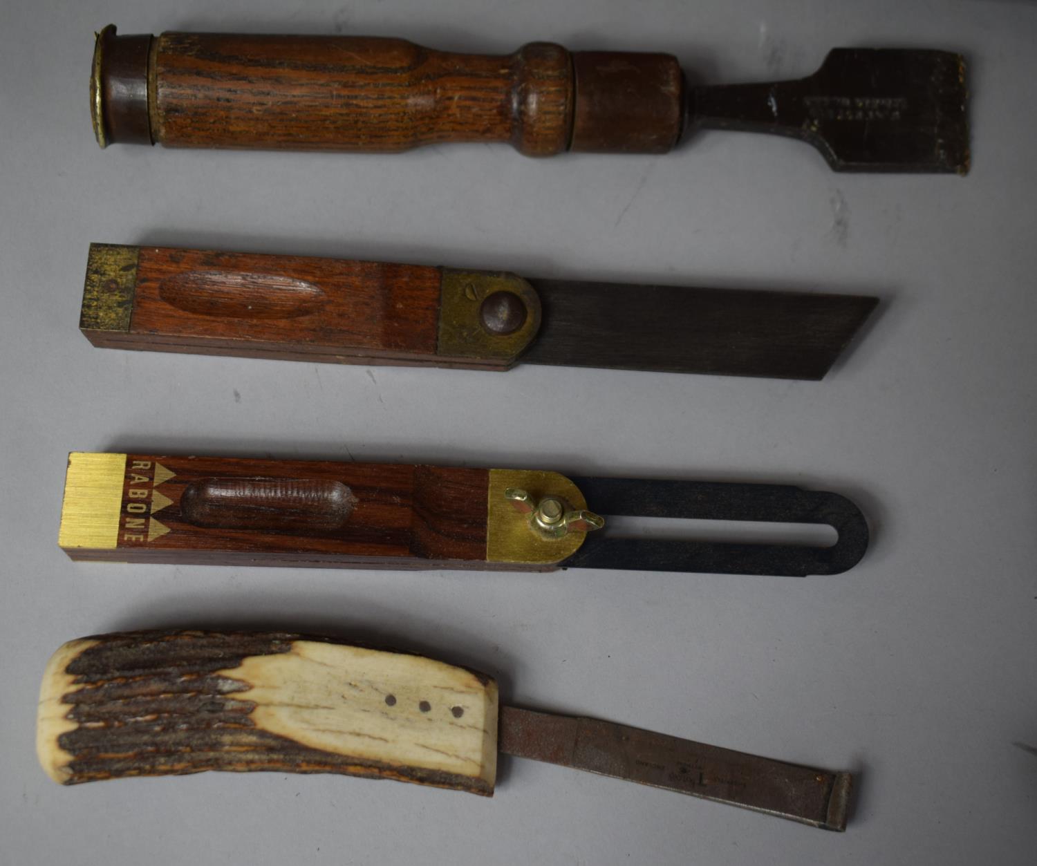 A Collection of Various Woodworking Tools and Measures - Bild 4 aus 4