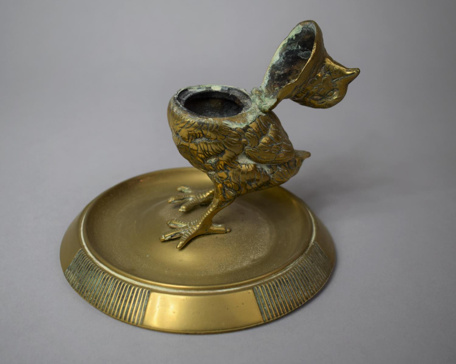 A Late 19th/Early 20th Century Novelty Brass Desktop Inkwell in the Form of a Chick, Circular Plinth - Image 3 of 3