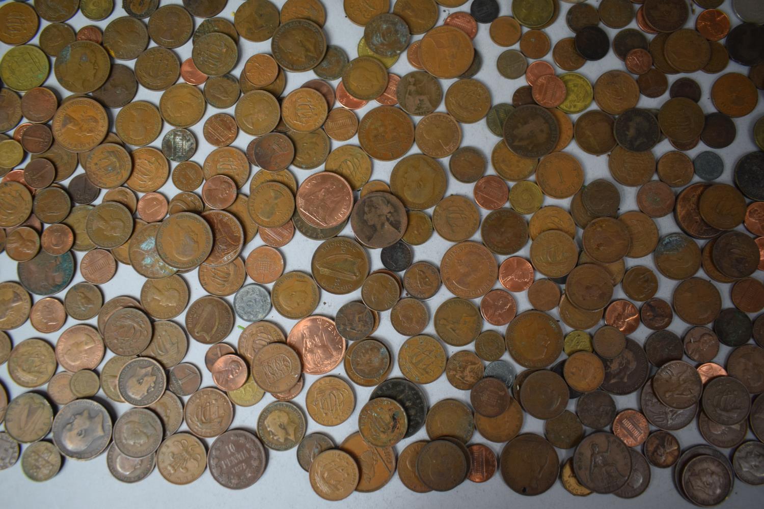 A Large Collection of British and Foreign Copper Coinage - Image 9 of 23