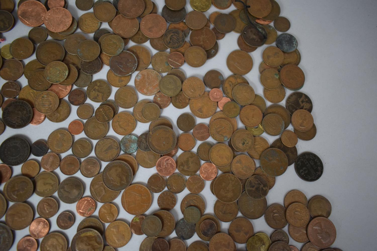 A Large Collection of British and Foreign Copper Coinage - Image 22 of 23