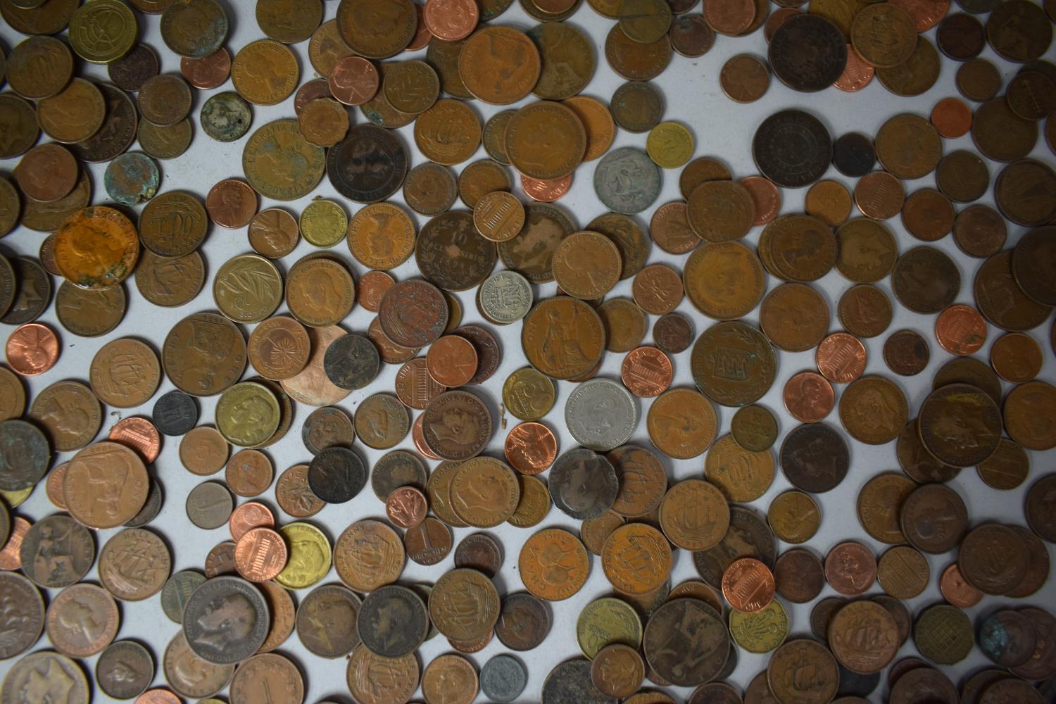 A Large Collection of British and Foreign Copper Coinage - Image 12 of 23