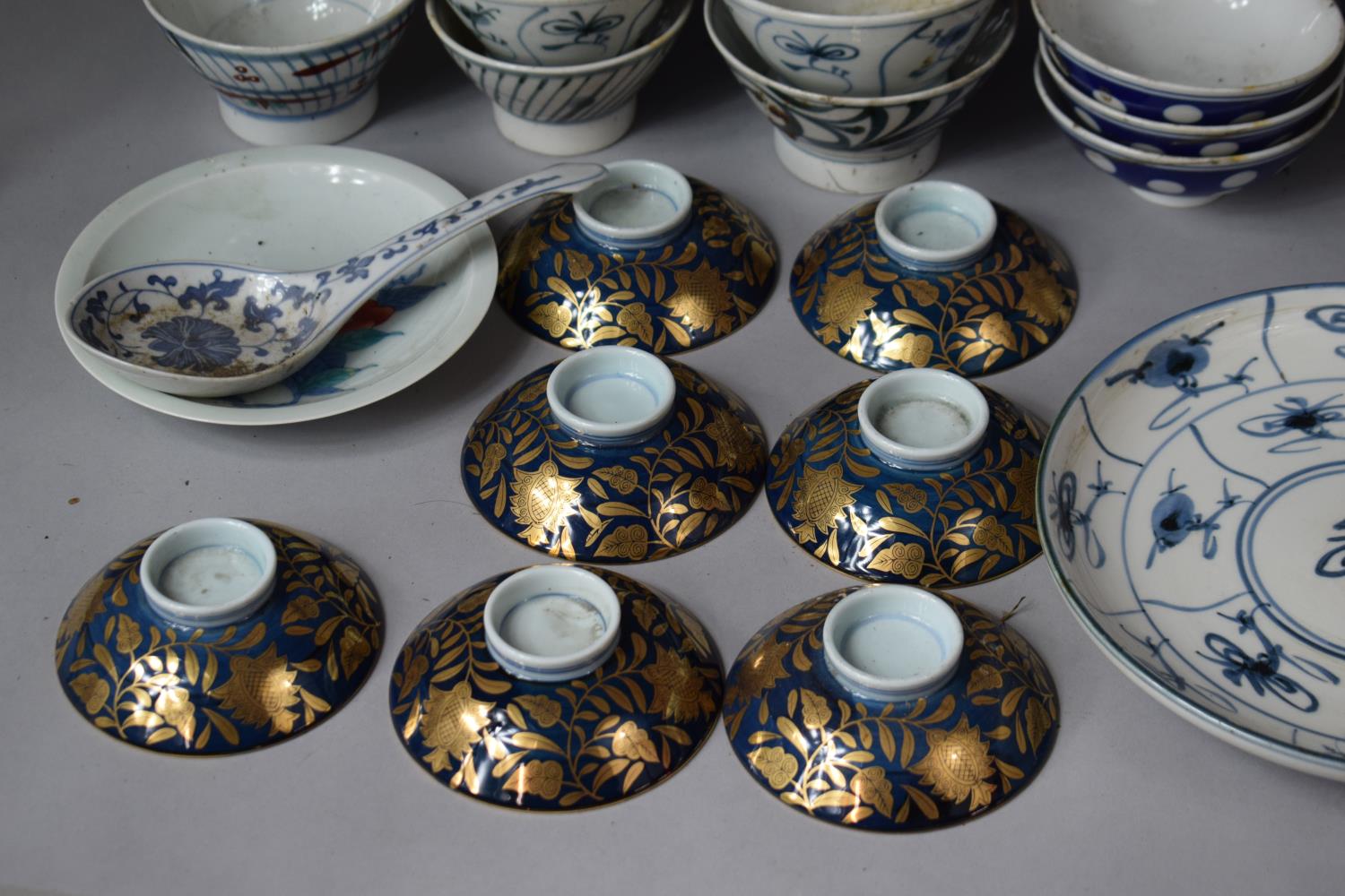 A Large Collection of Blue and White Oriental Dinner wares to Include Bowls, Beakers, Plates, Dishes - Image 2 of 2