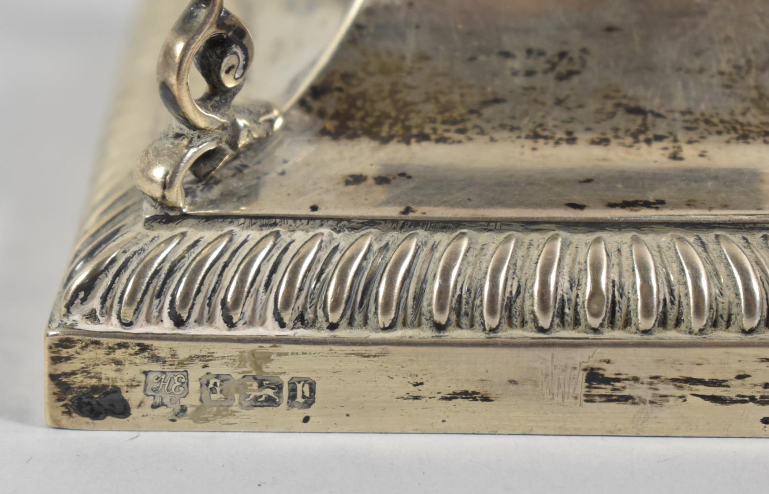 A Silver Desktop Inkwell with Four Scrolled Pen Rests and Glass Liner, With Unrelated Pen, 9.5cm - Image 3 of 3