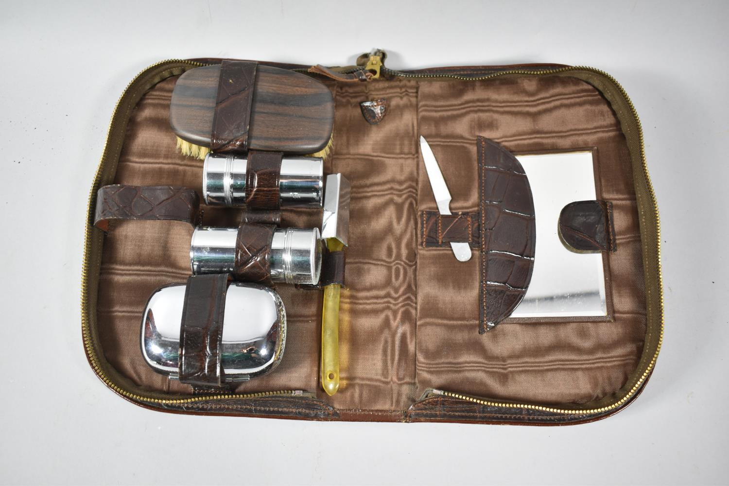 A Vintage Gents Travelling Set