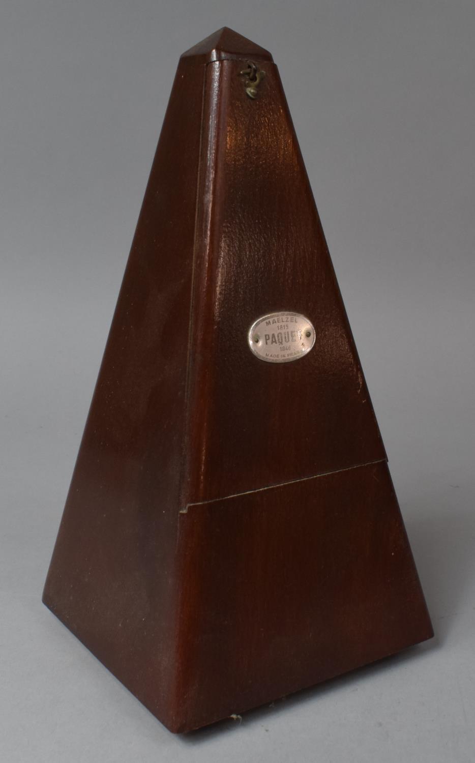 A Mid 20th Century Maelzel Paquet Metronome in Mahogany Case - Bild 2 aus 3