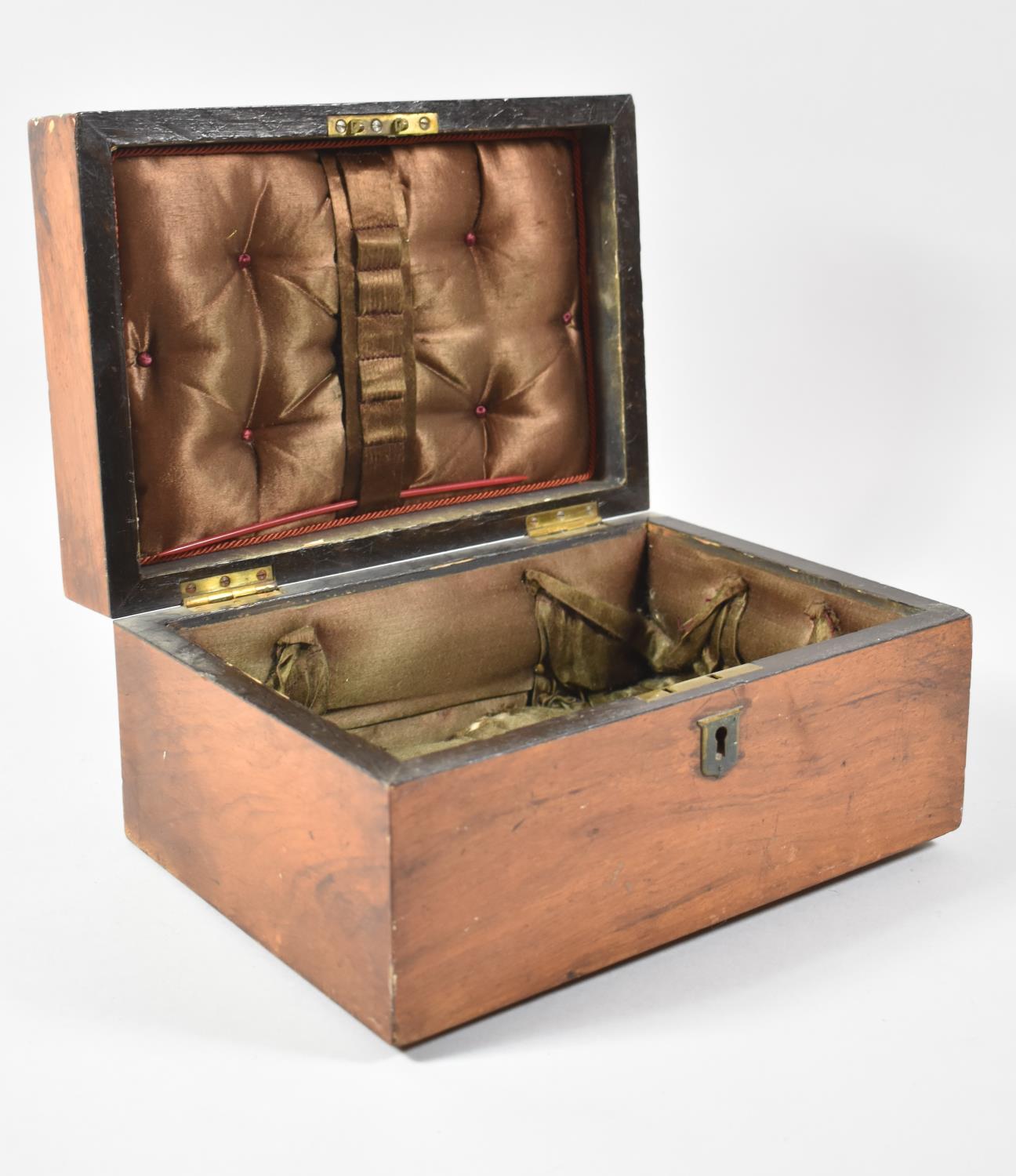 A Late 19th Century Walnut Ladies Work Box with Shield Escutcheon to Hinged Lid, 25cm wide - Bild 2 aus 2