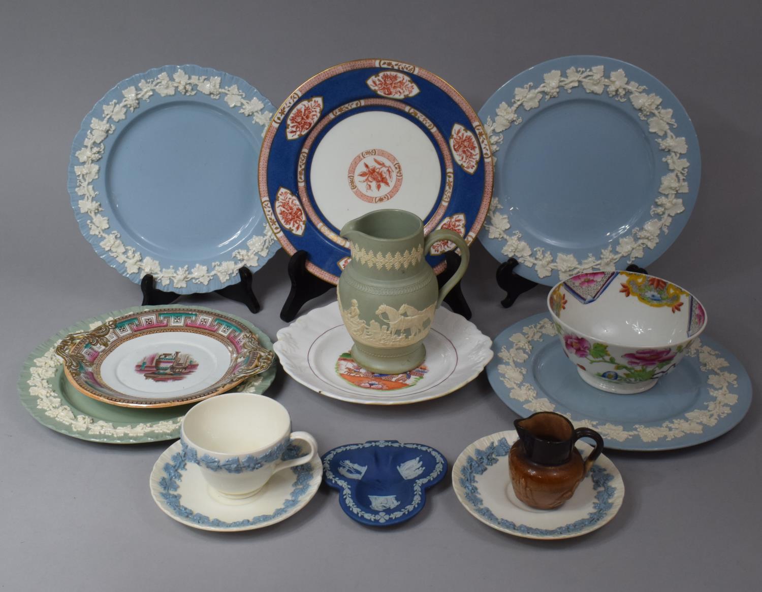 A Collection of Various Ceramics to comprise Wedgwood and Other Items including 6 Pieces of Wedgwood