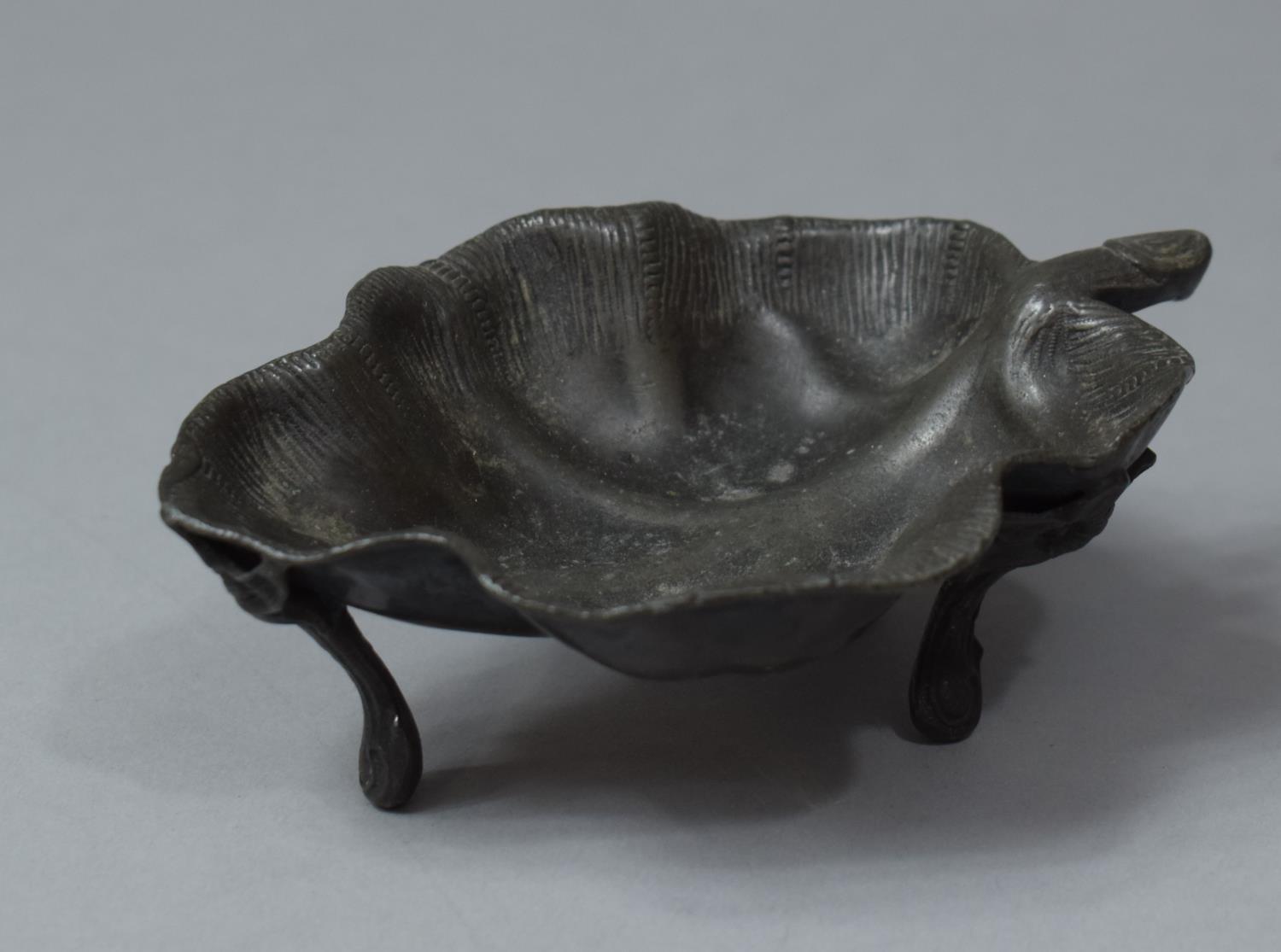 A Late 19th/Late 20th Century Oriental Pewter Novelty Dish in the Form of a Leaf on Three Scrolled - Image 2 of 5