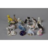 A Collection of Various Ceramic Cat Ornaments to Include Collection of Franklin Mint Examples