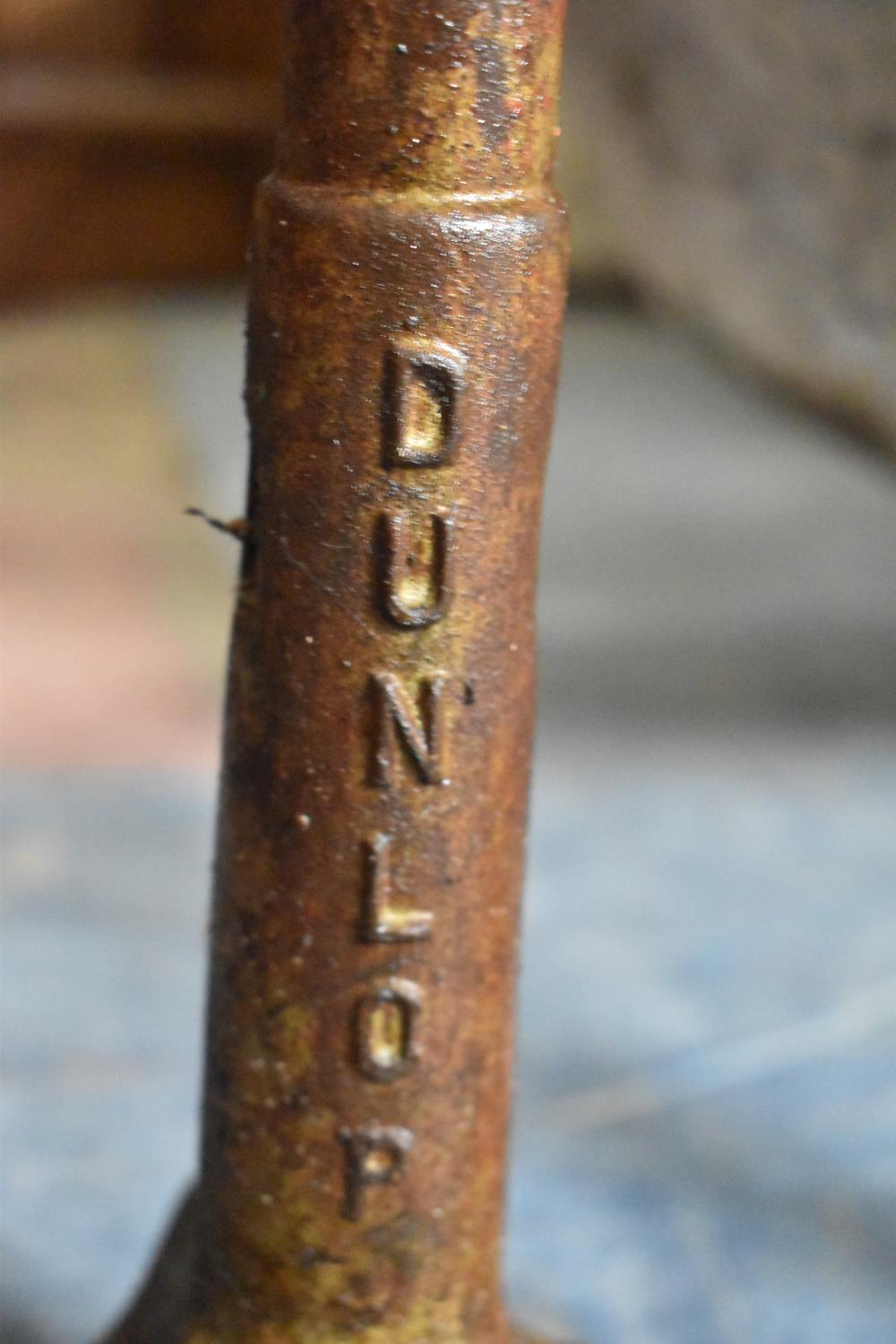 A Pair of Dunlop Wheel Guides - Image 2 of 2