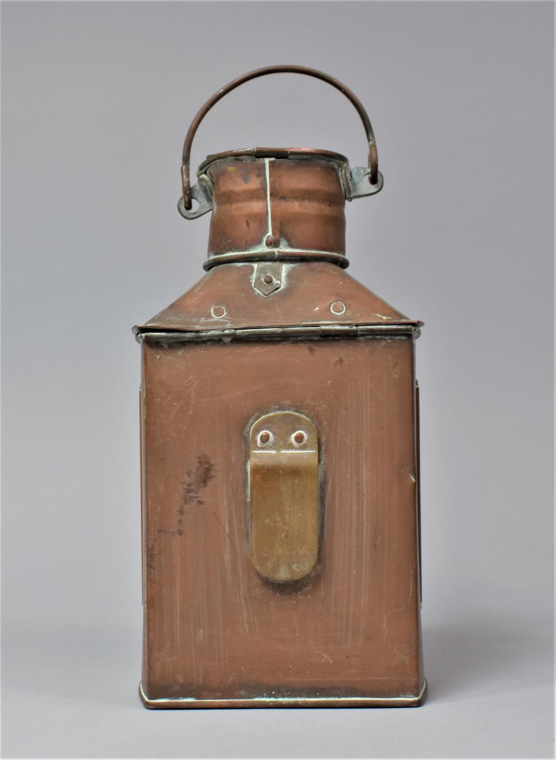 A Vintage Brass Mounted Copper Ships Stern Light with Loop Carrying Handle, 25cm high - Image 4 of 5