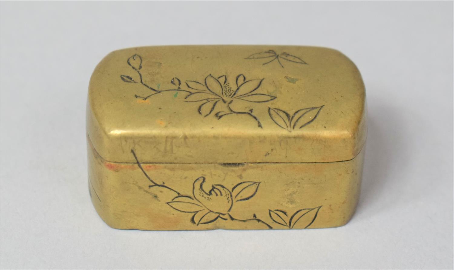 A Small Japanese Brass Box with Engraved Decoration, 4cm x 2.2cm x 2cm - Image 2 of 6