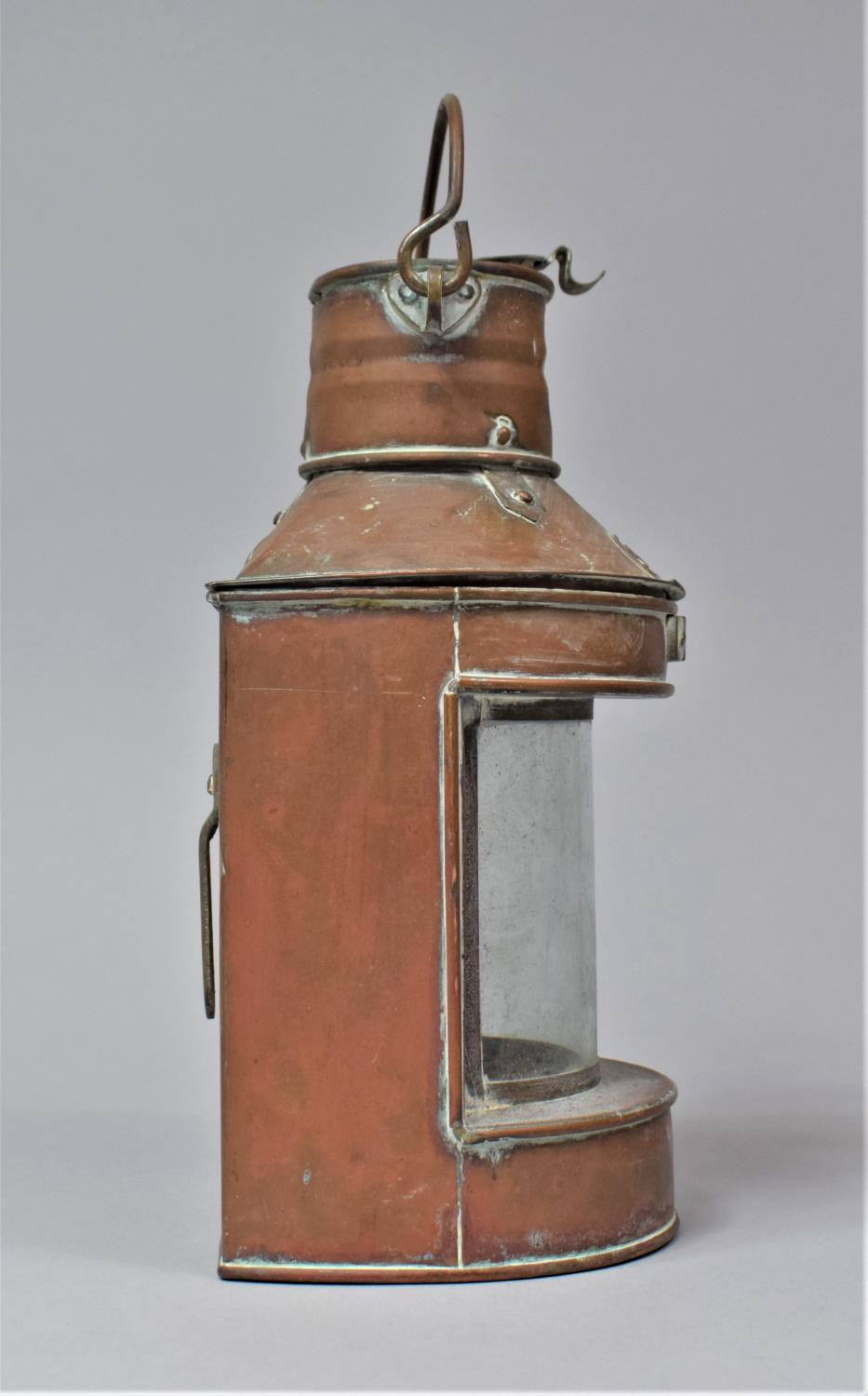 A Vintage Brass Mounted Copper Ships Stern Light with Loop Carrying Handle, 25cm high - Image 5 of 5