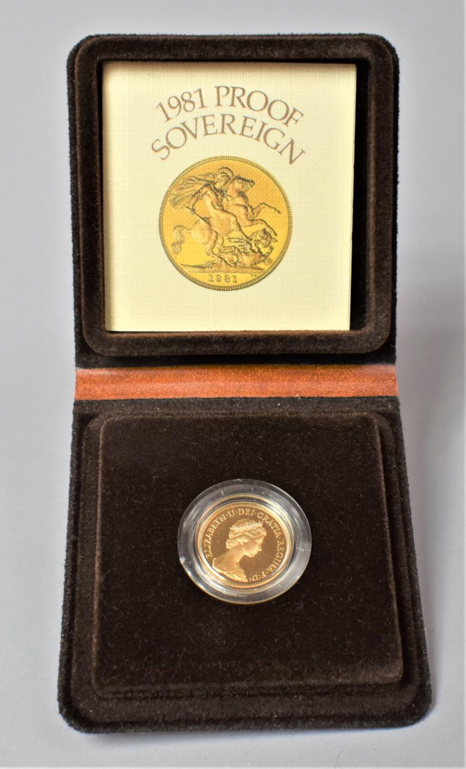 A 1981 Proof Sovereign in Royal Mint Presentation Case