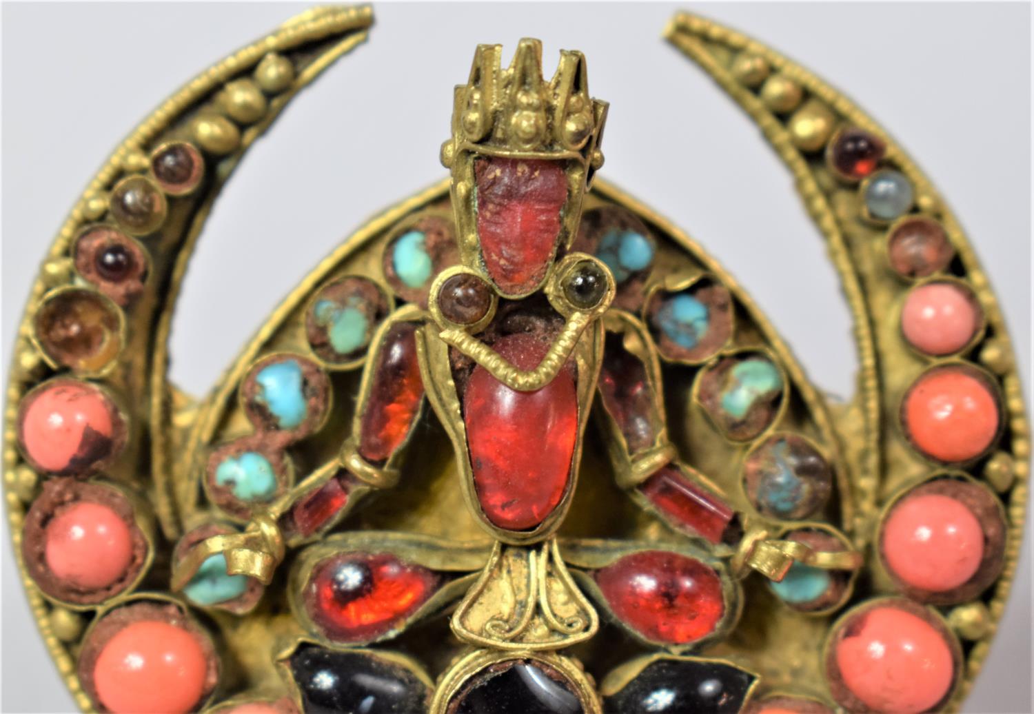 A Large Nepalese/Tibetan Circular Brooch Having Coral, Turquoise and Glass Mounts in the Form of - Image 2 of 3