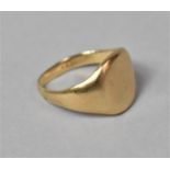 A 9ct Gold Signet Ring, London 1964, 5.9g