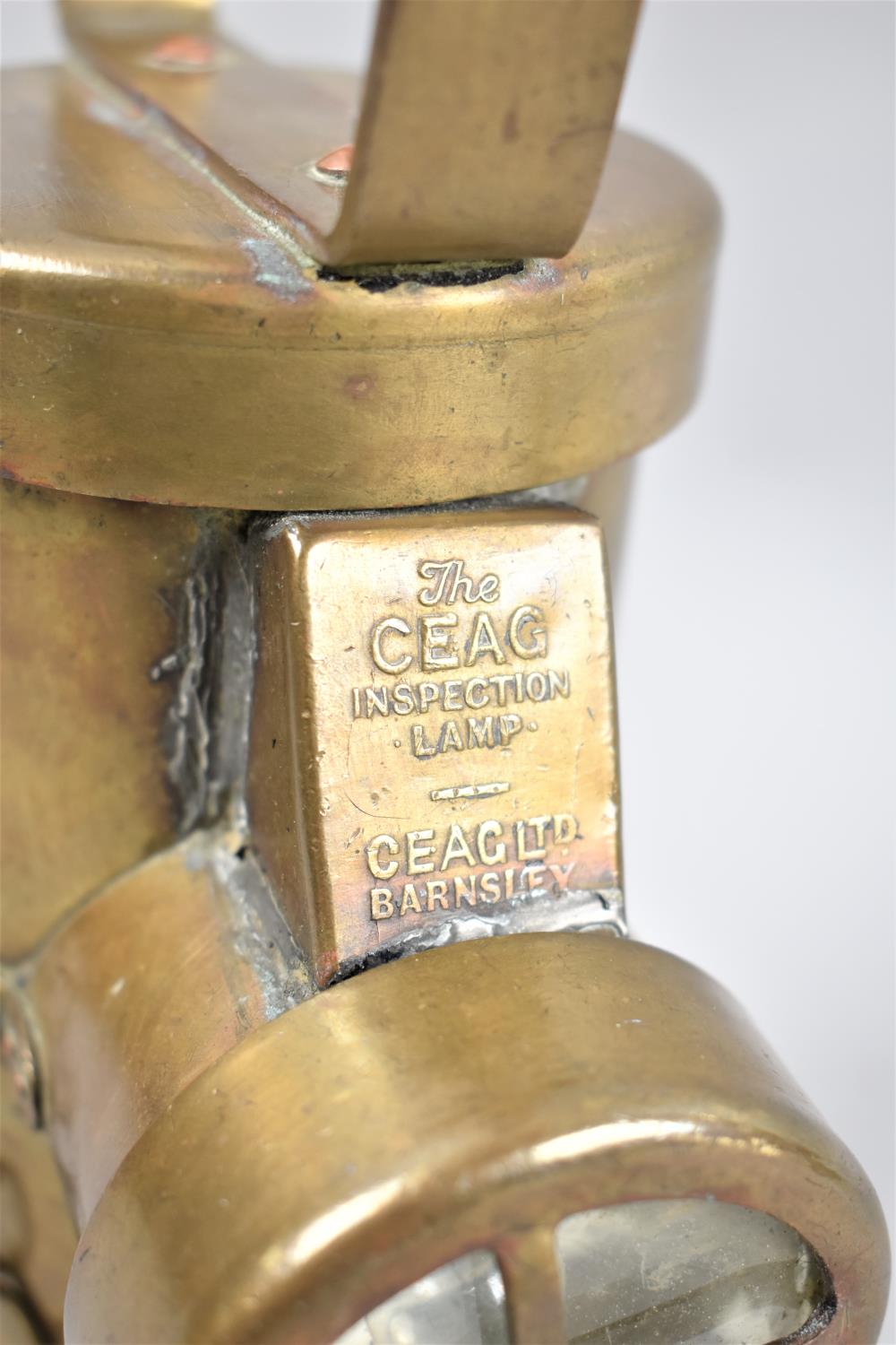 A Vintage Brass Cylindrical Inspection Lamp, by Ceag of Barnsley, Type BE, 22cm high - Image 2 of 4